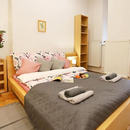 Cozy Place In Krasków Εξωτερικό φωτογραφία